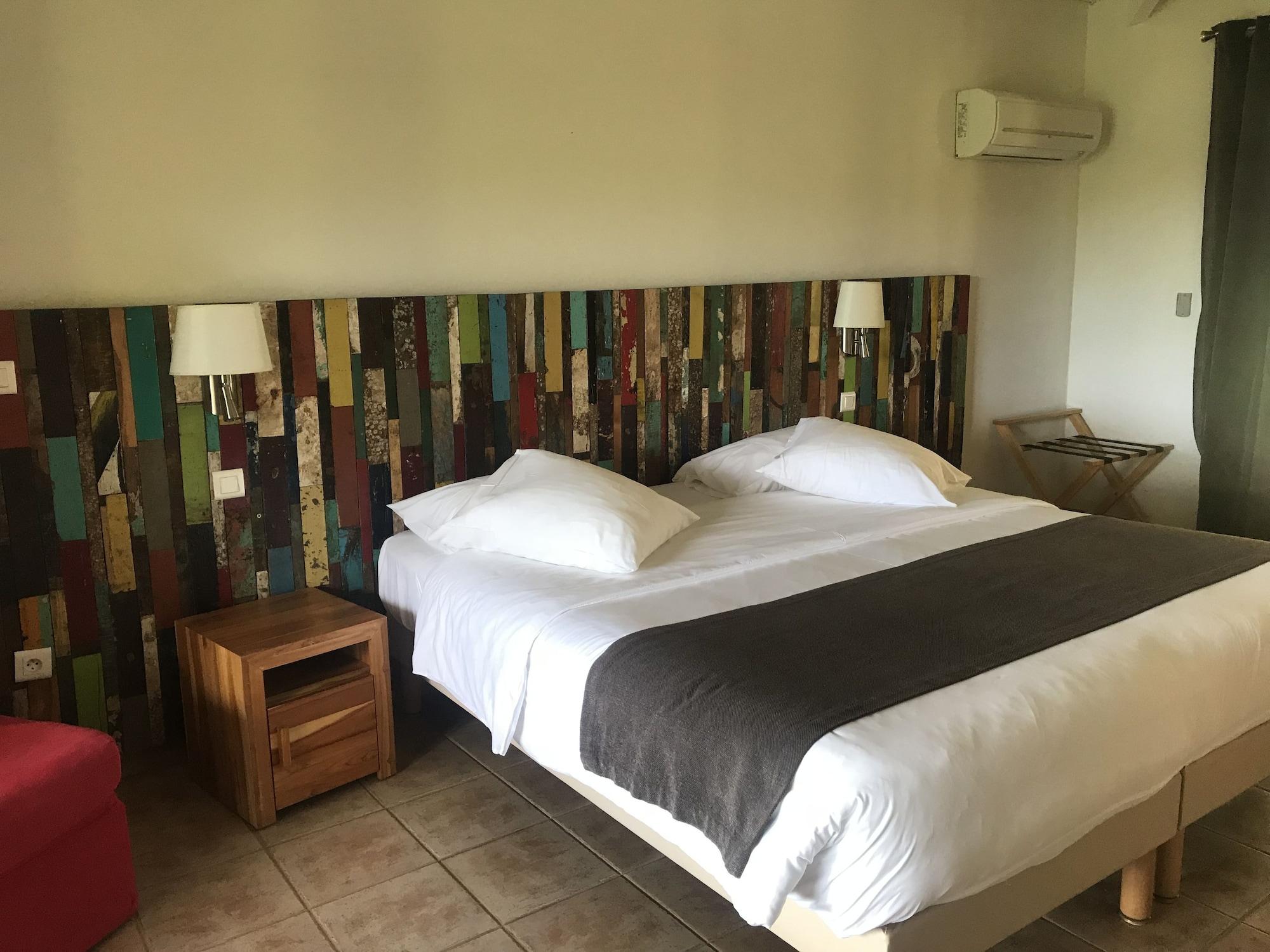 Hotel Le Rayon Vert - Hotel & Restaurant Vue Sur Mer 3*