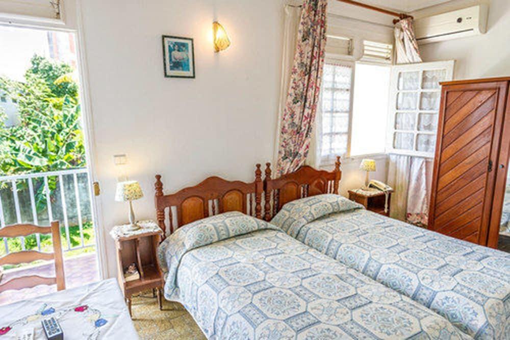 Les D'hotes De La Cayol Hotel Fort-de-France