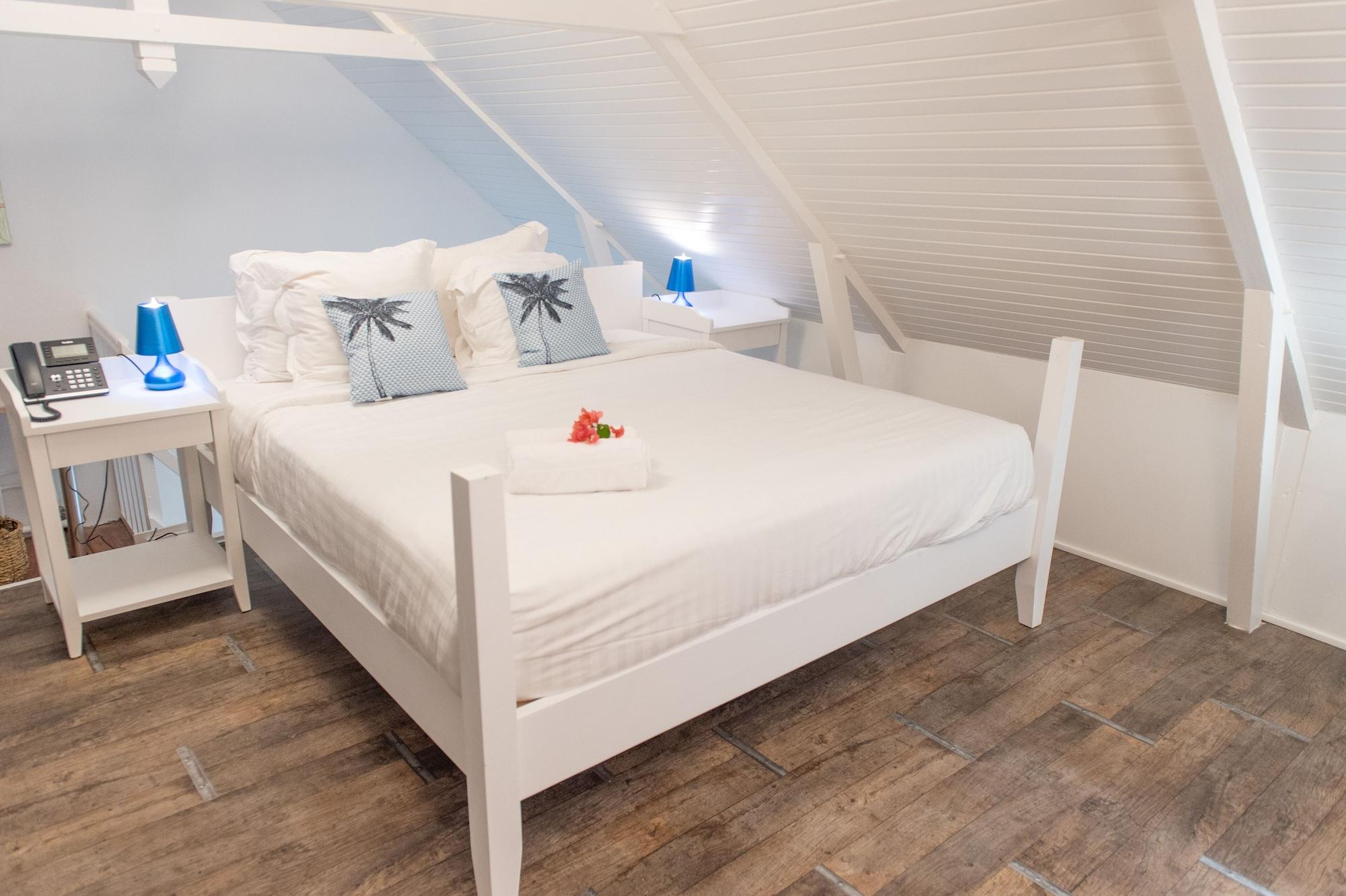 Fregate Bleue Hotel
