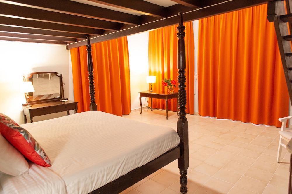 Fregate Bleue Hotel 3*