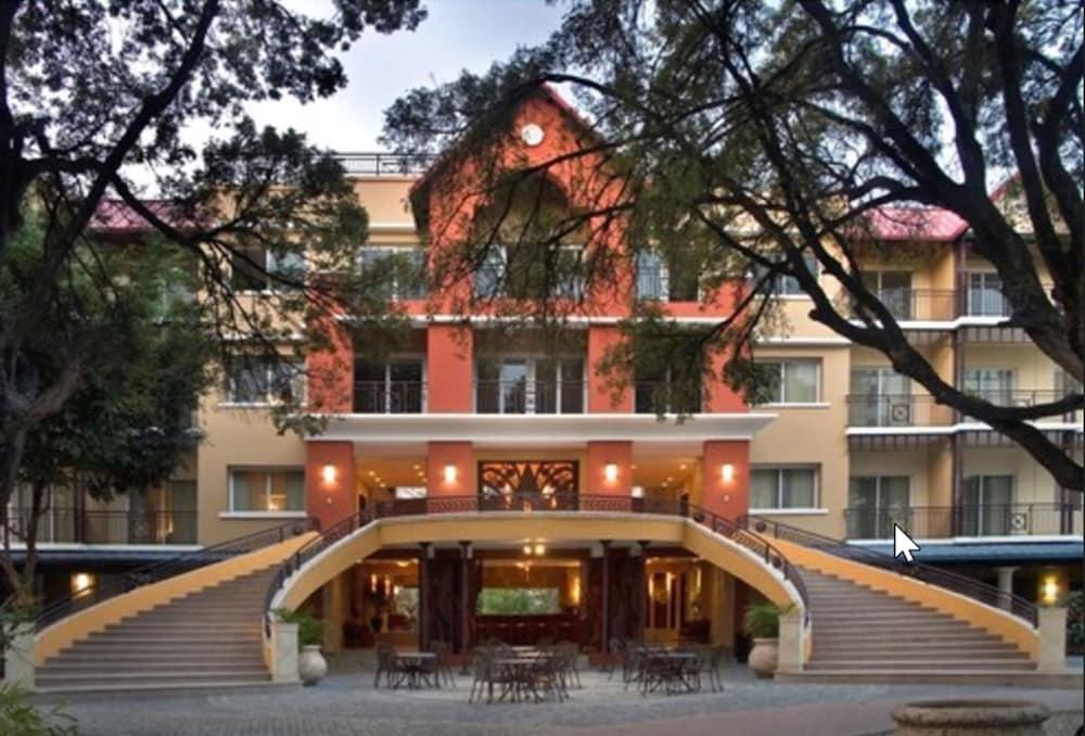 Hotel Karibe