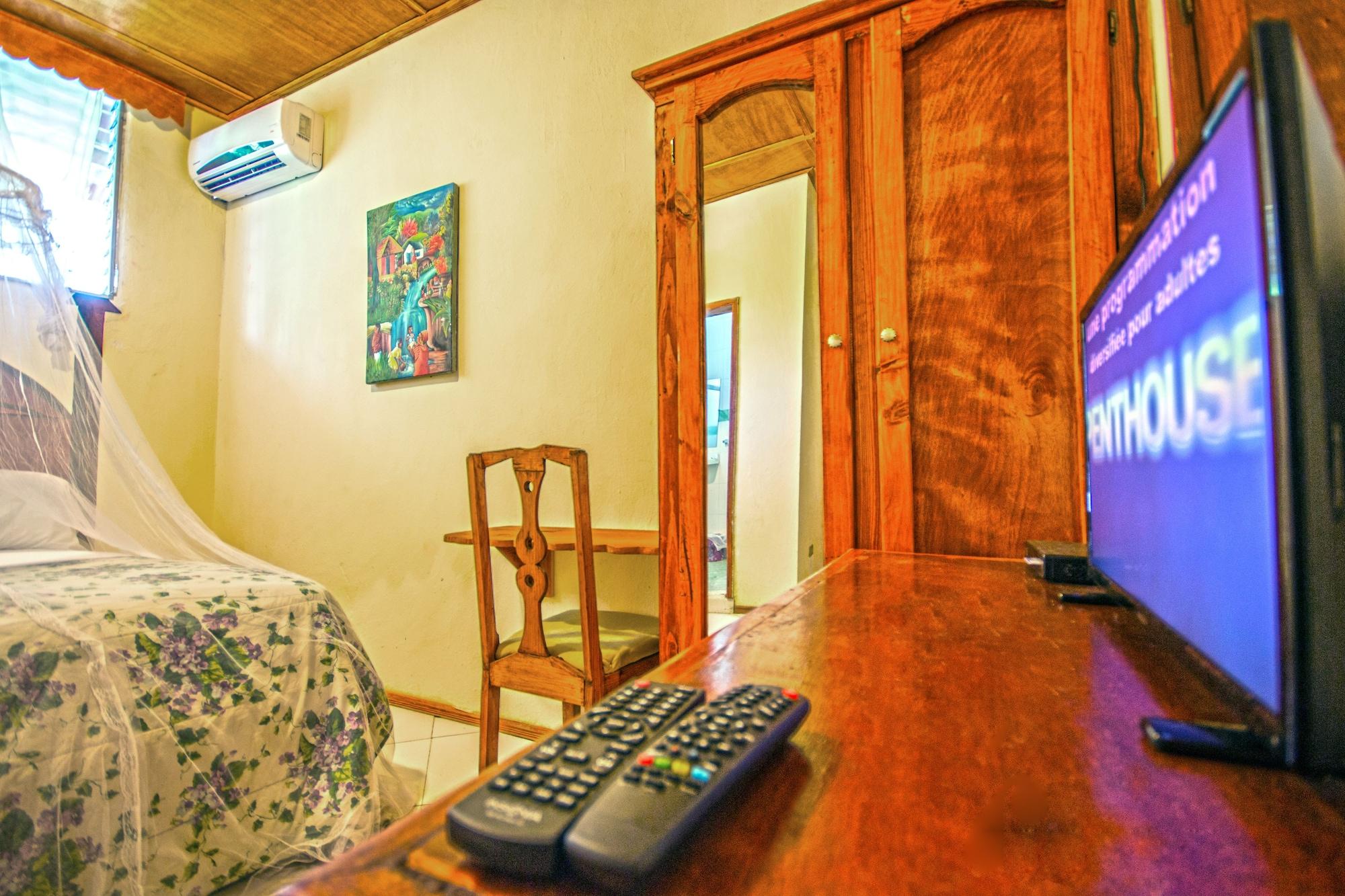 Pacot Breeze Hotel Aparthotel Musseau