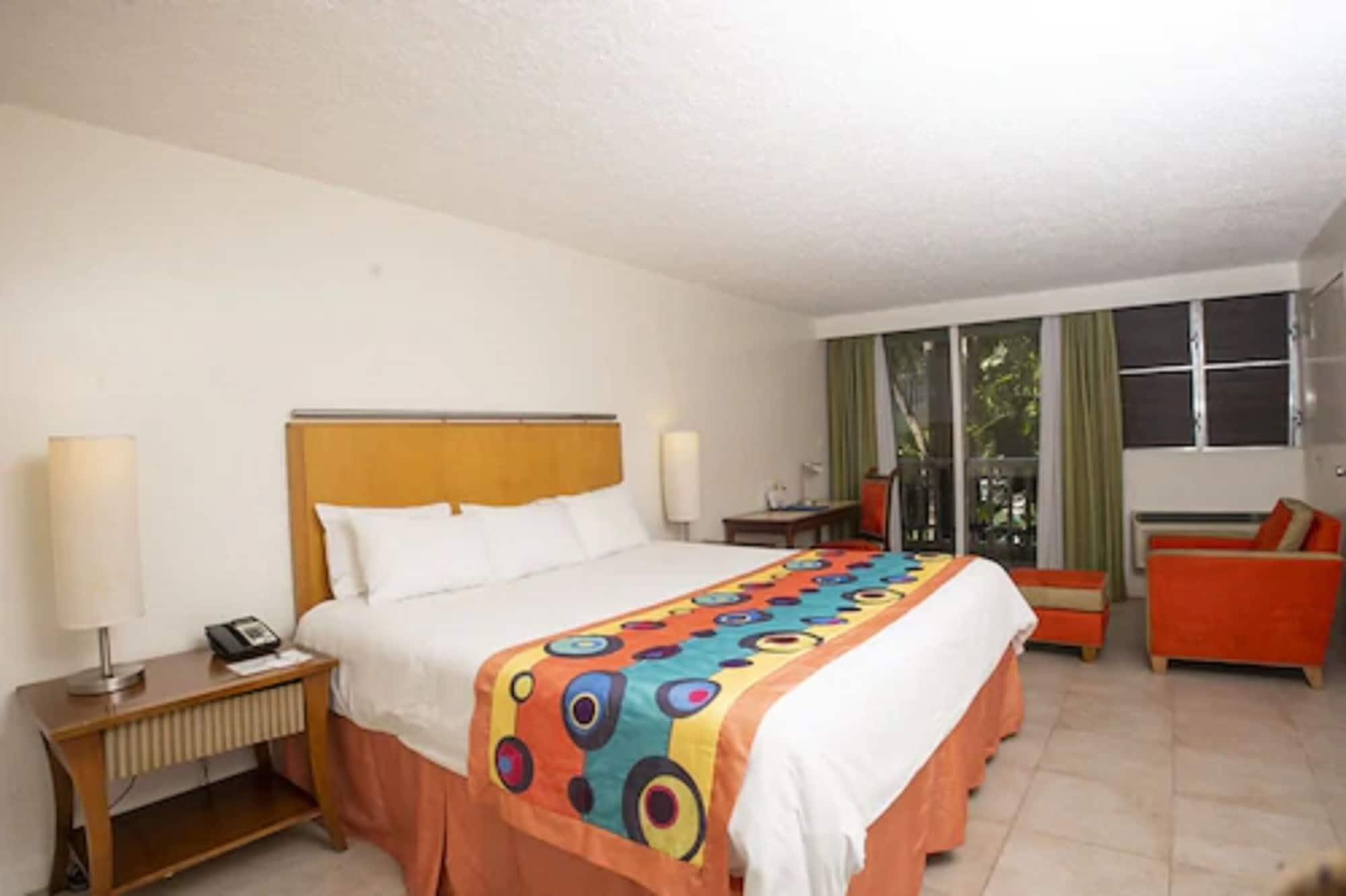Le Plaza Luxury tent