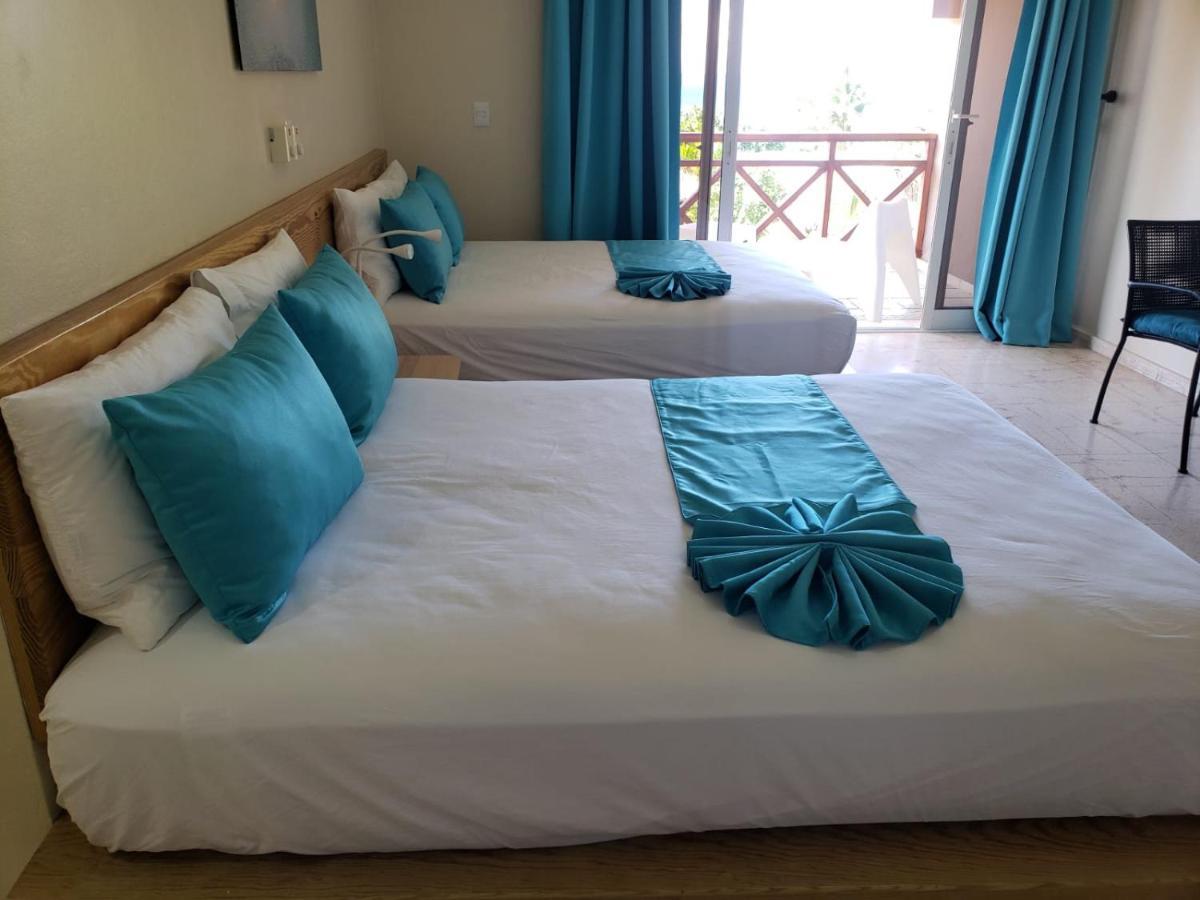 Paradise Island Hotel 3*