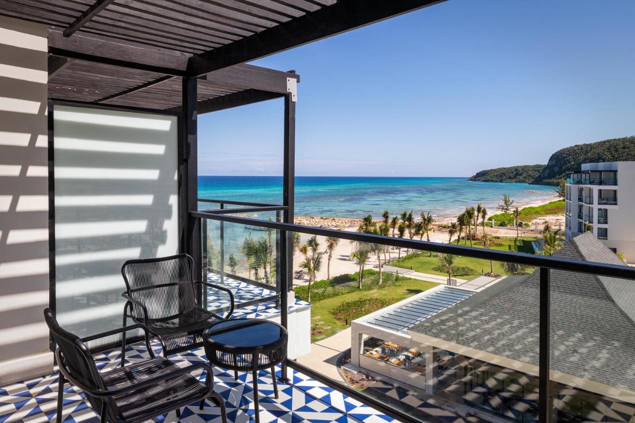 Ocean Eden Bay (adults Only) Resort