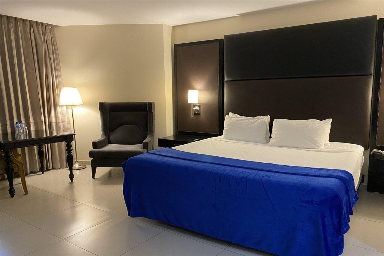 Hotel Ramada By Wyndham Princess 3*