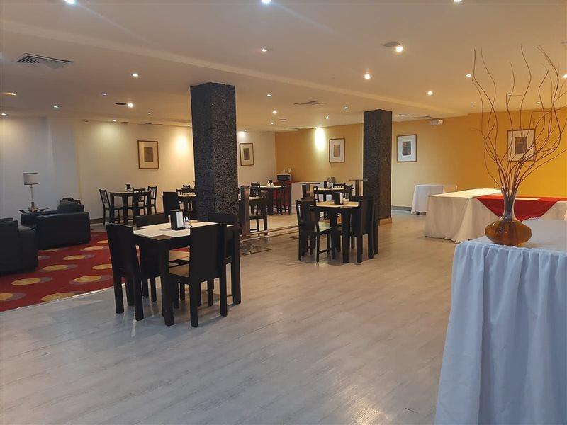 Ramada By Wyndham Princess 3*