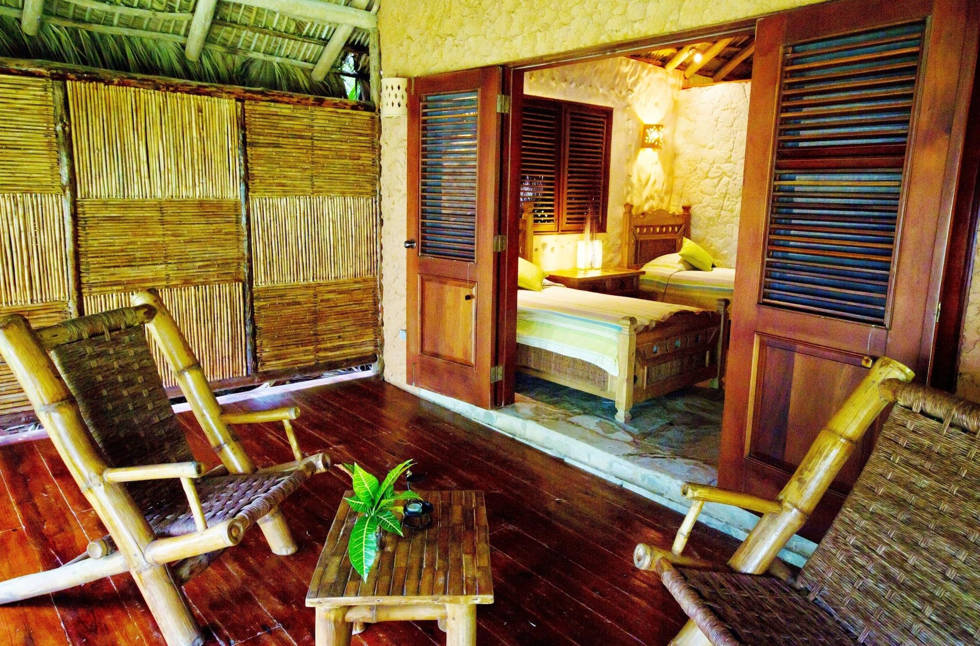 Natura Boutique & By Mint Hotel