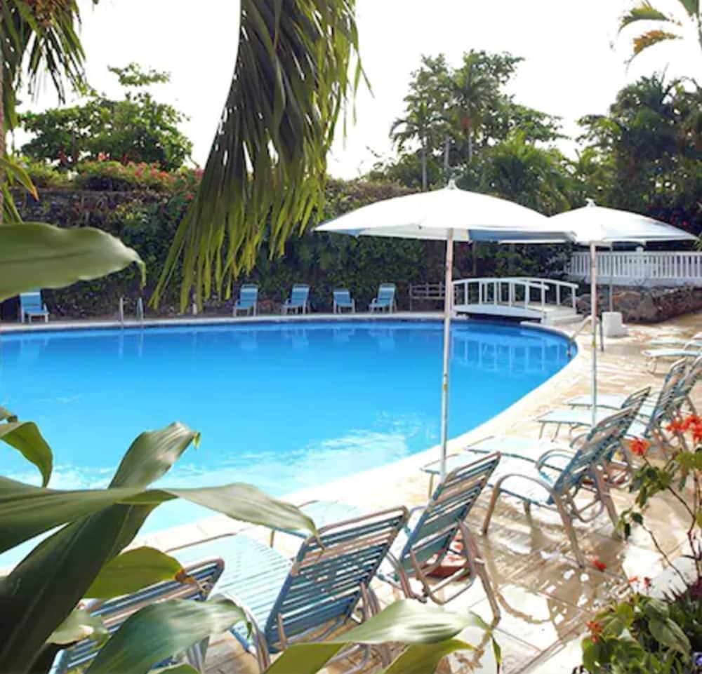 Hotel Shaw Park & 3*