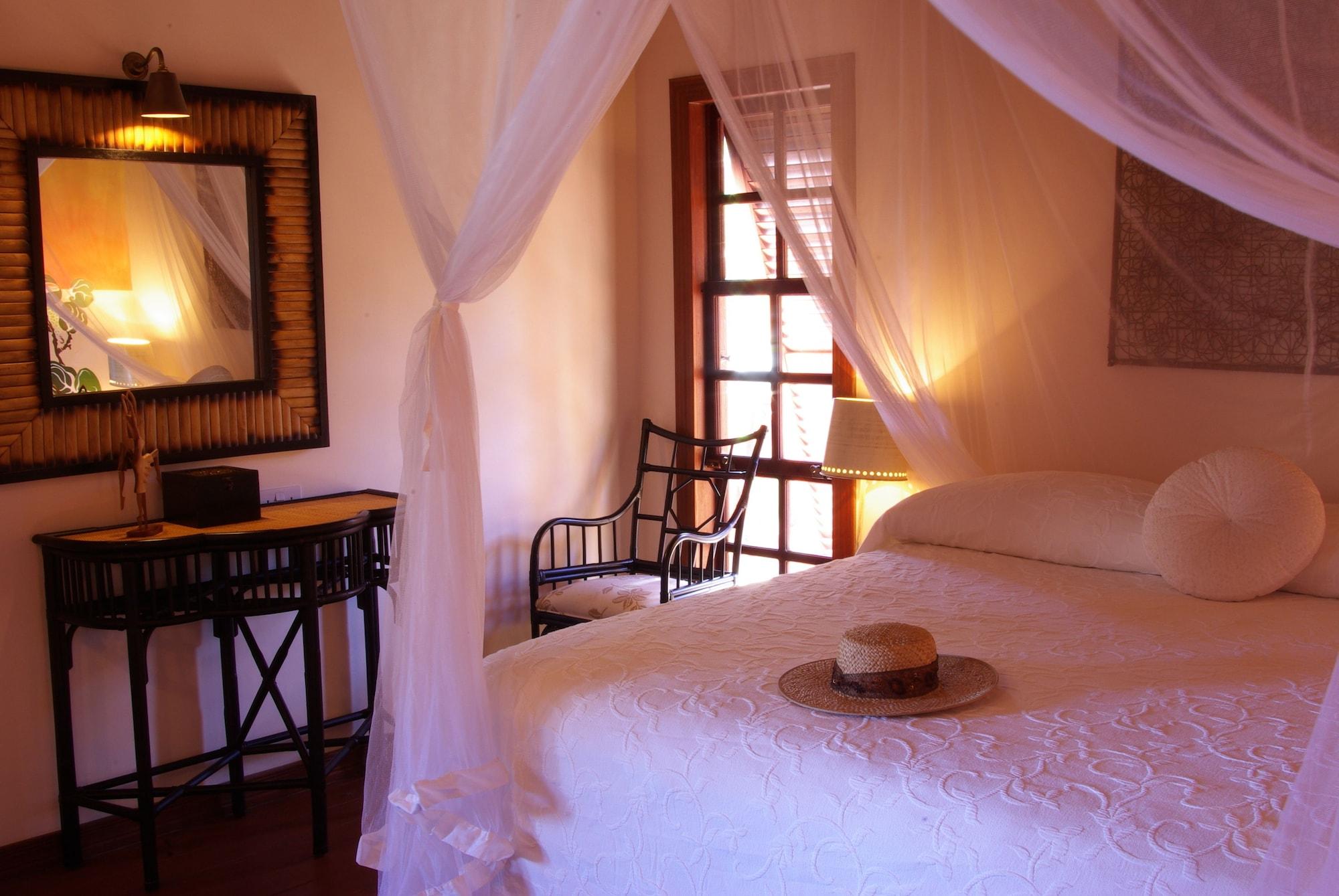 Hotel Le Phare Bleu Boutique And Marina 4*