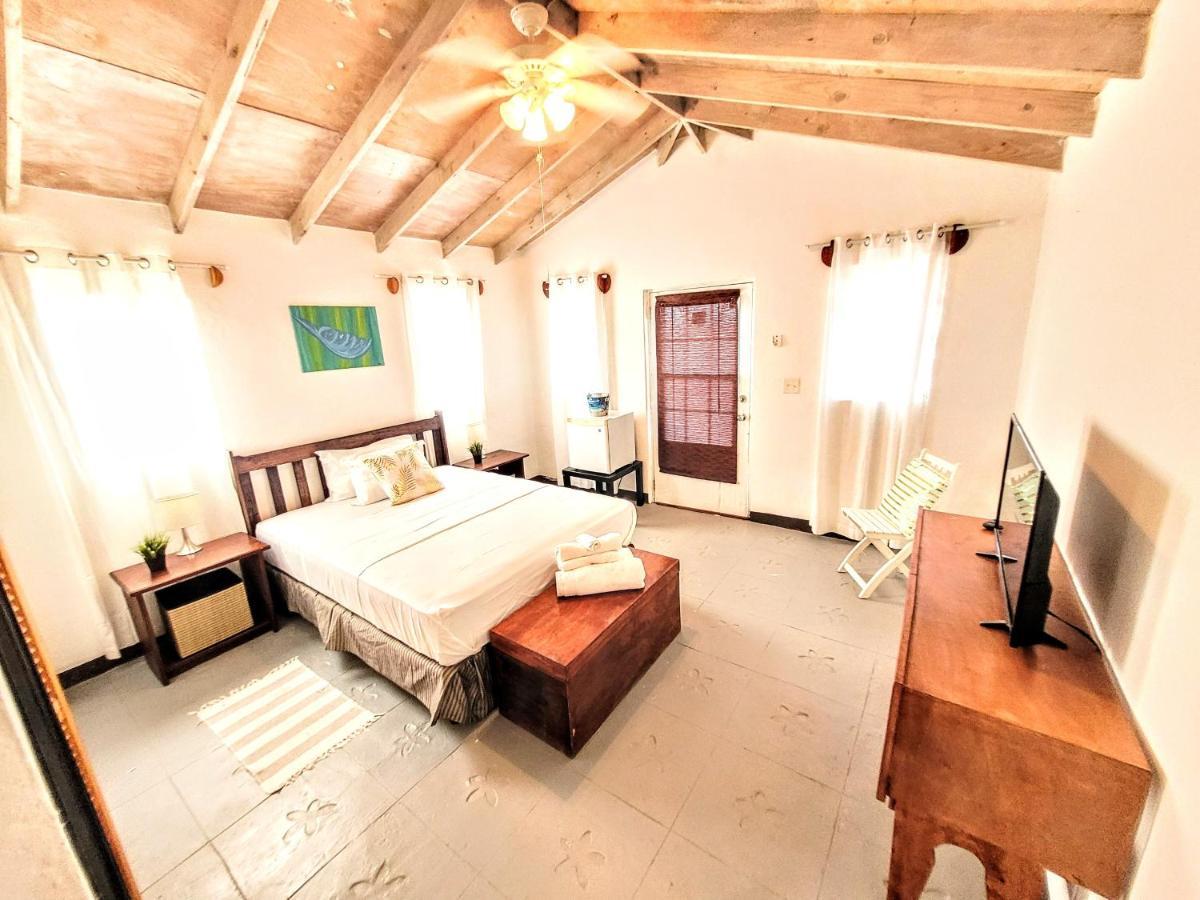 Hotel Ellen Bay 3*