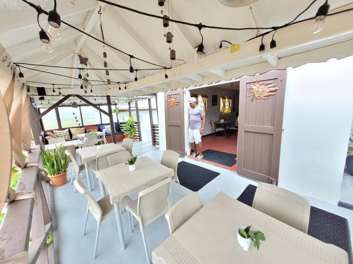 Hotel Ellen Bay Saint Philips