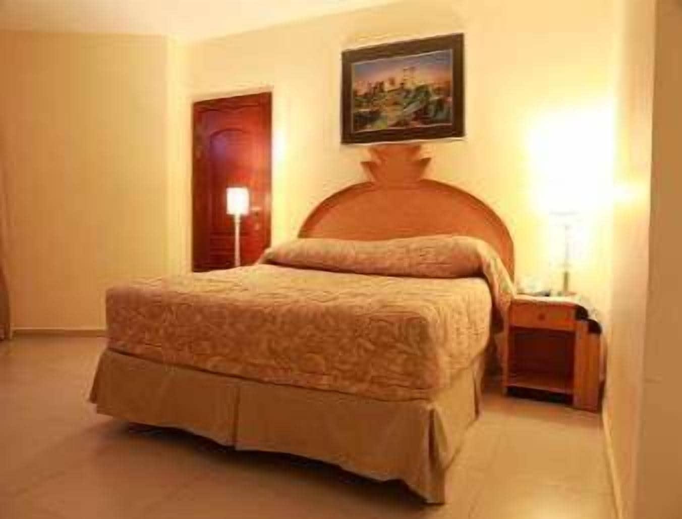 Ramada By Wyndham Princess Hotel Santo Domingo