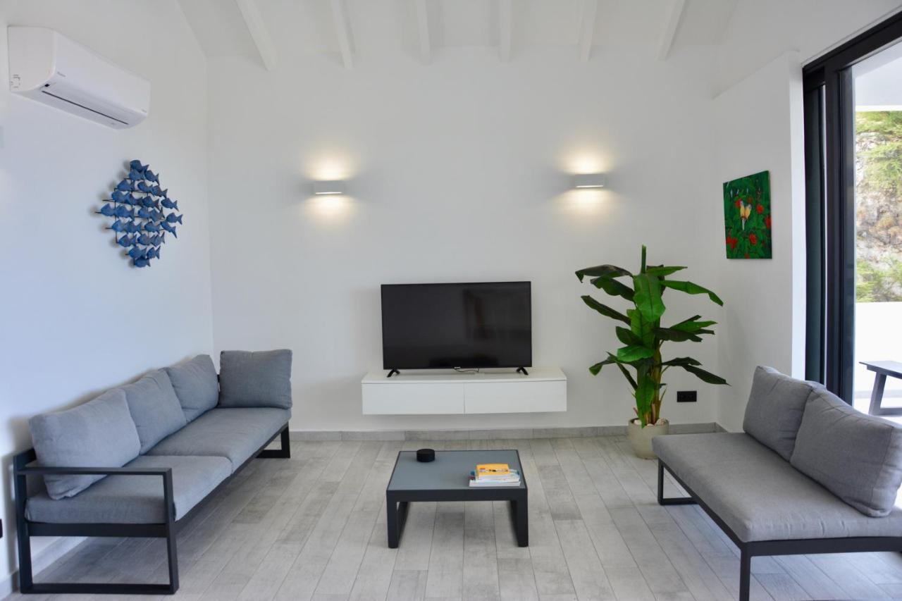 Blue Bay Penthouse Reef 5, Golf Pool Dive With Ocean View *