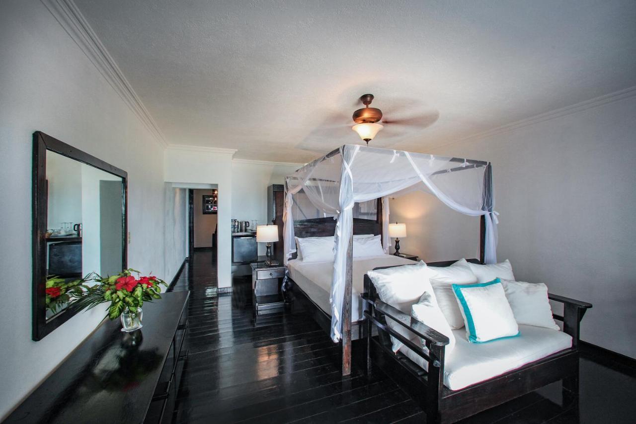 Keyonna Hotel
