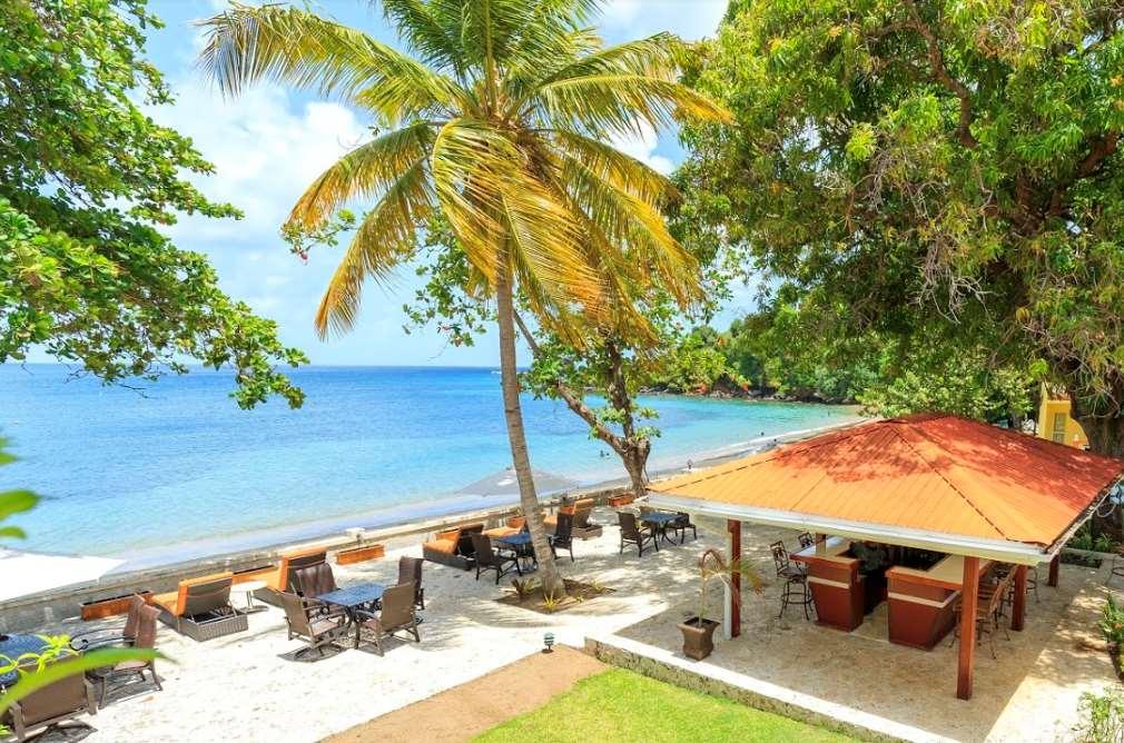 Sunset Shores Hotel 3*