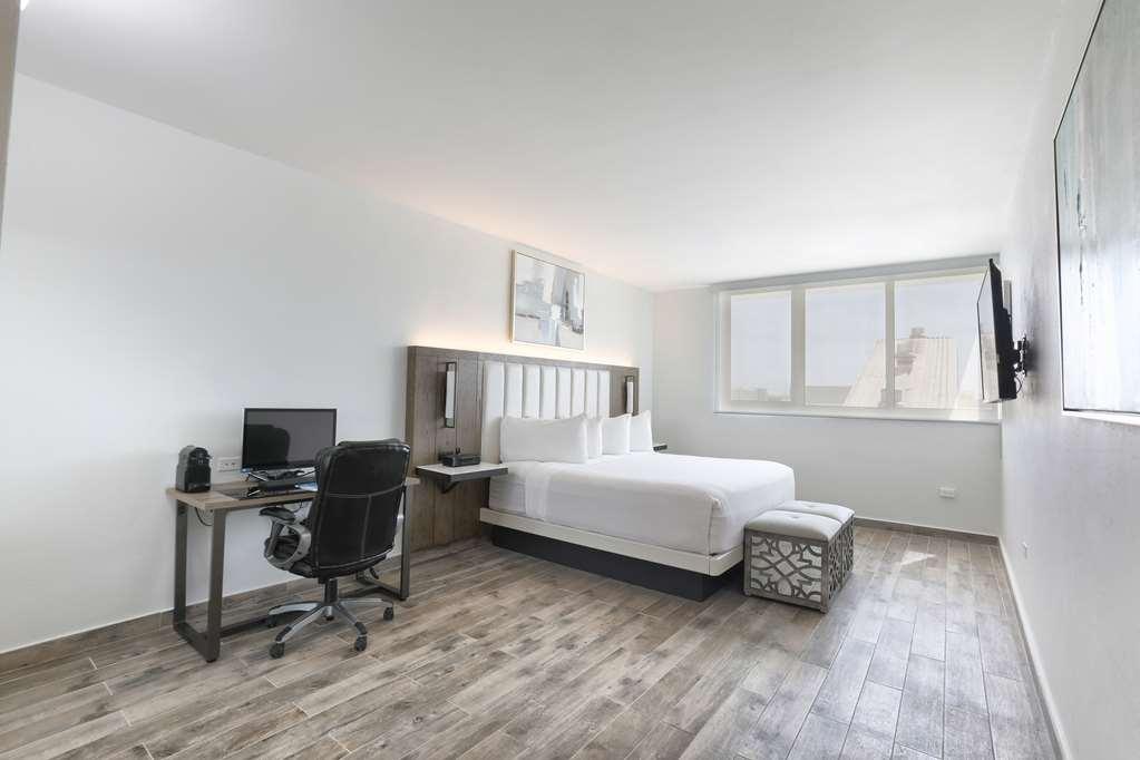 Airport Hotel