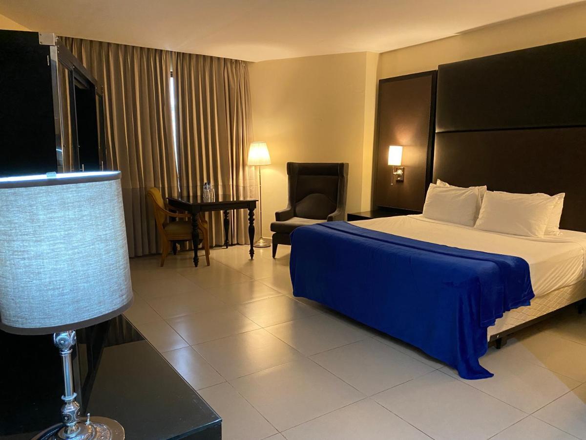 Hotel Ramada By Wyndham Princess Santo Domingo
