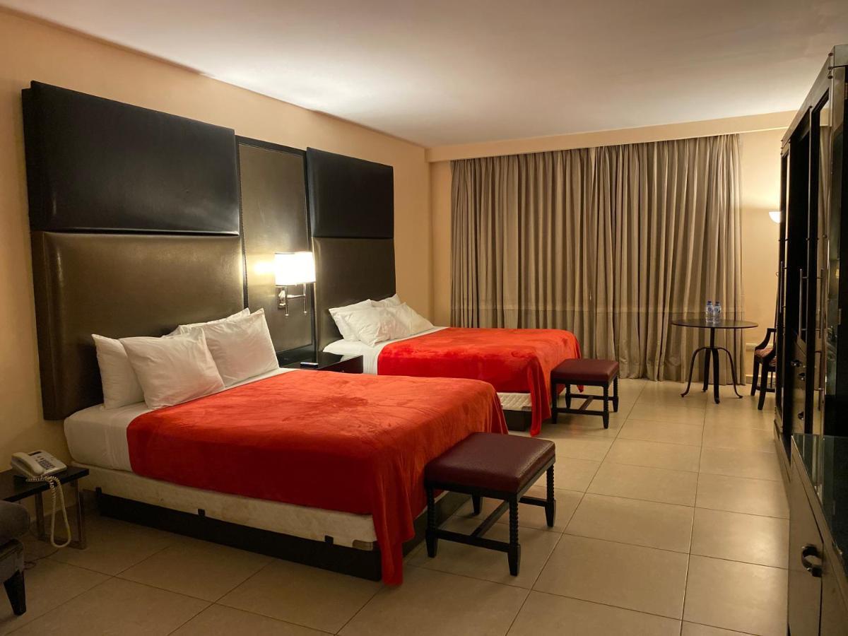 Hotel Ramada By Wyndham Princess 3*