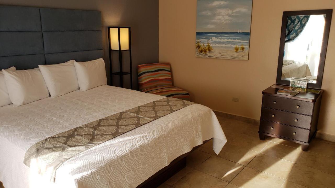 Hotel Combate Cabo Rojo