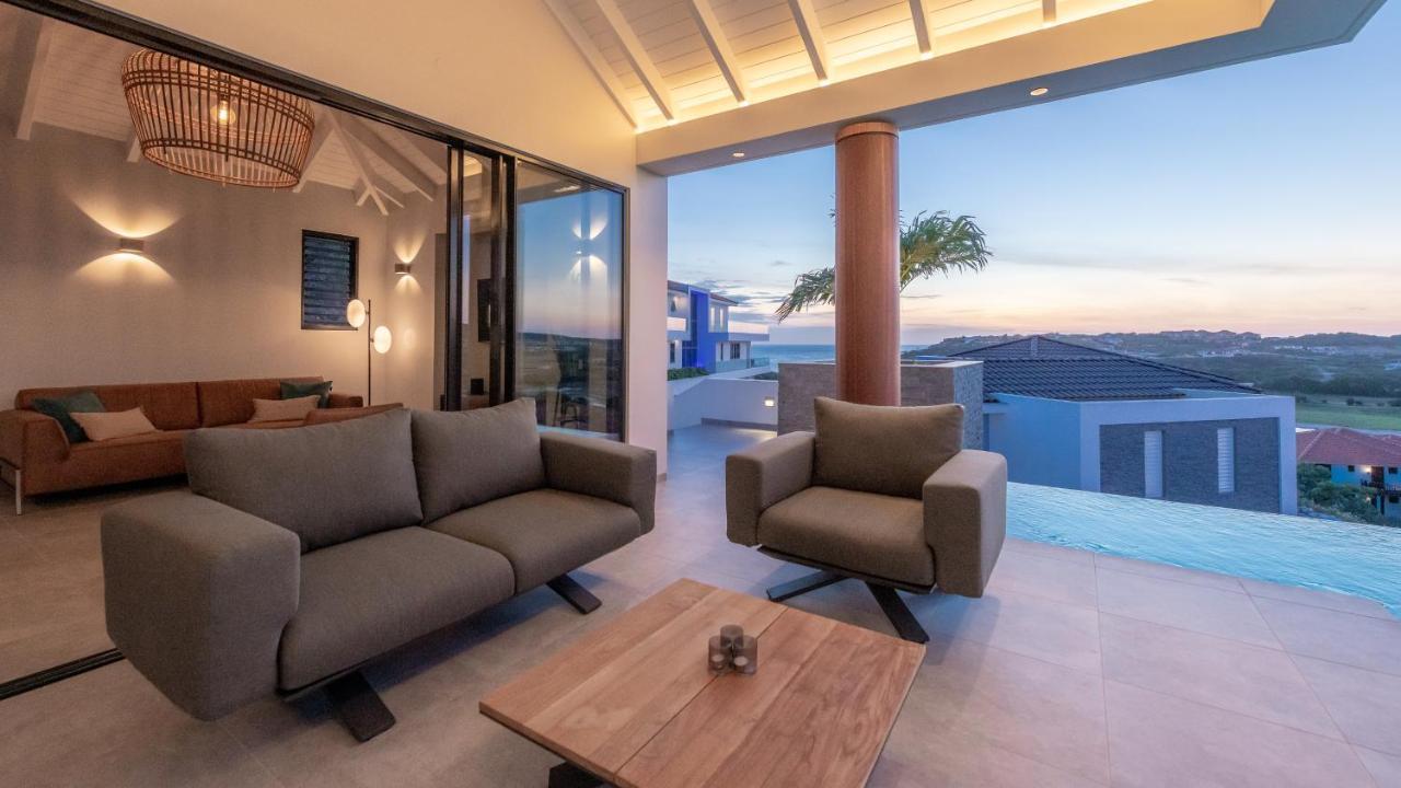 Blue Bay Curacao Golf & Beach 4*