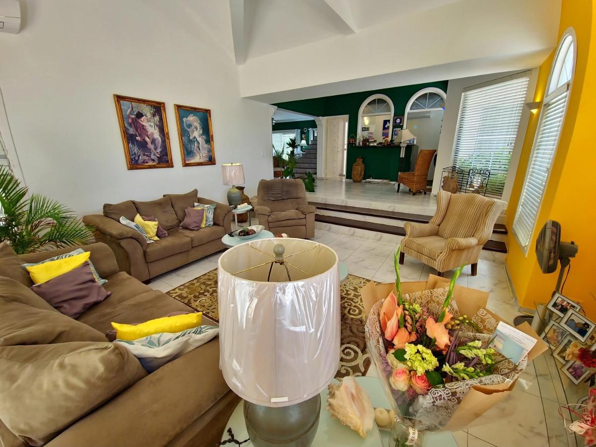 Hotel Adonai Boutique Willemstad