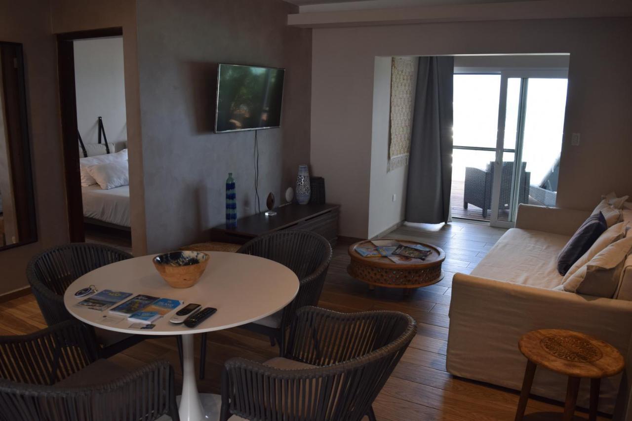 Apartment Tradewinds *