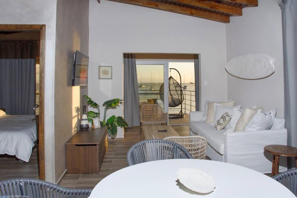 Tradewinds Apartment