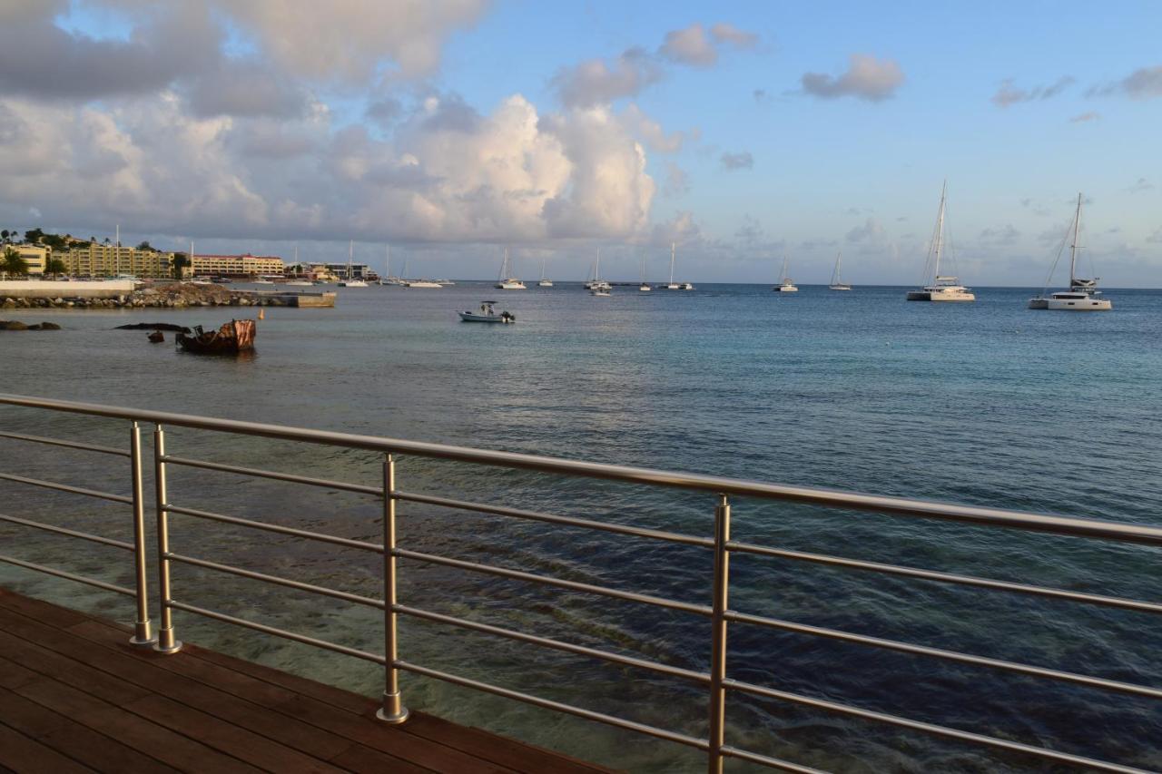 Tradewinds * Simpson Bay