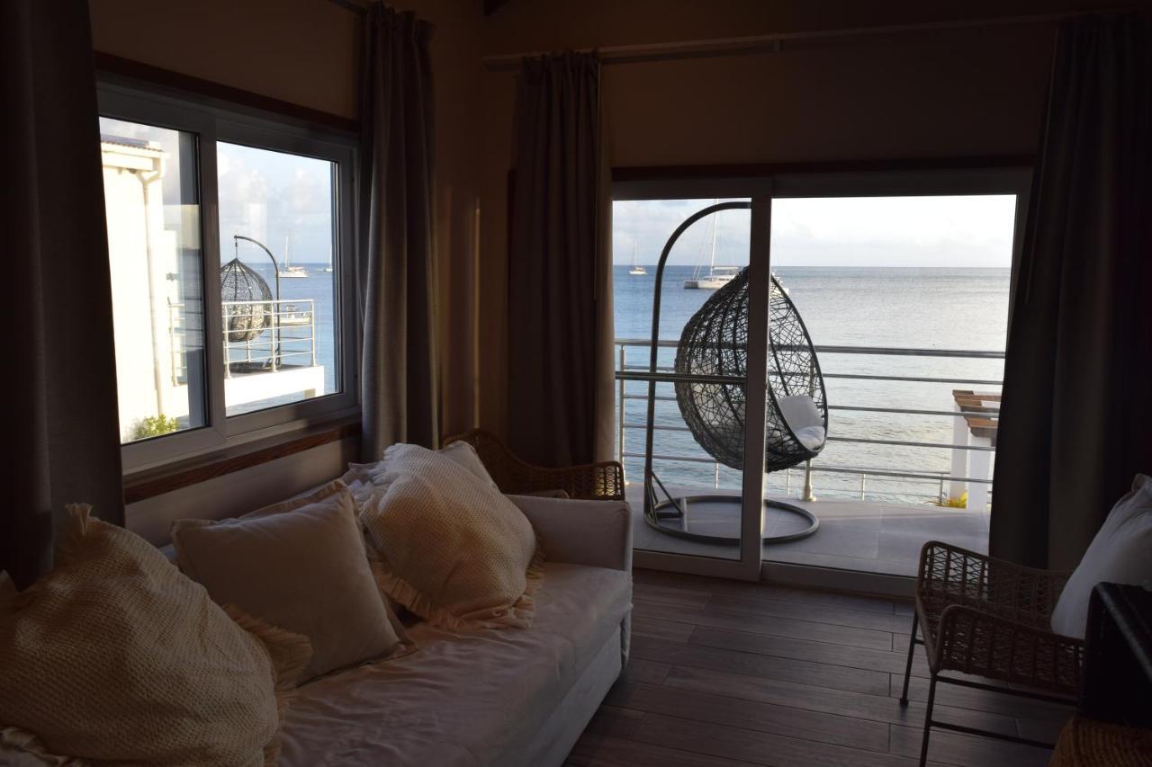 Tradewinds Apartment *