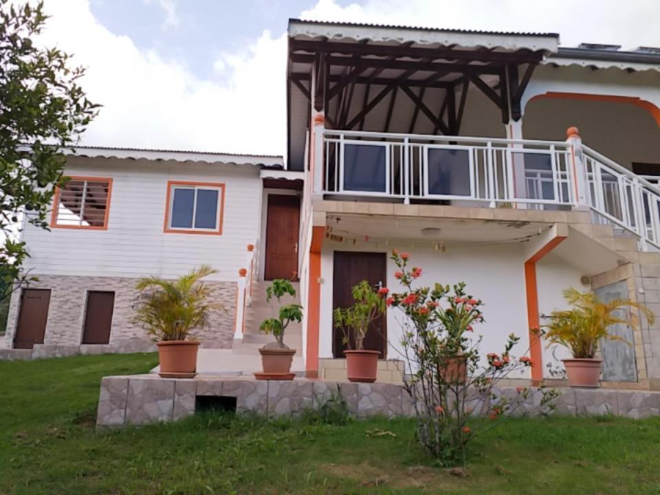 Guest house Nouveau T2 Avec Vue Sur Et Montagne *