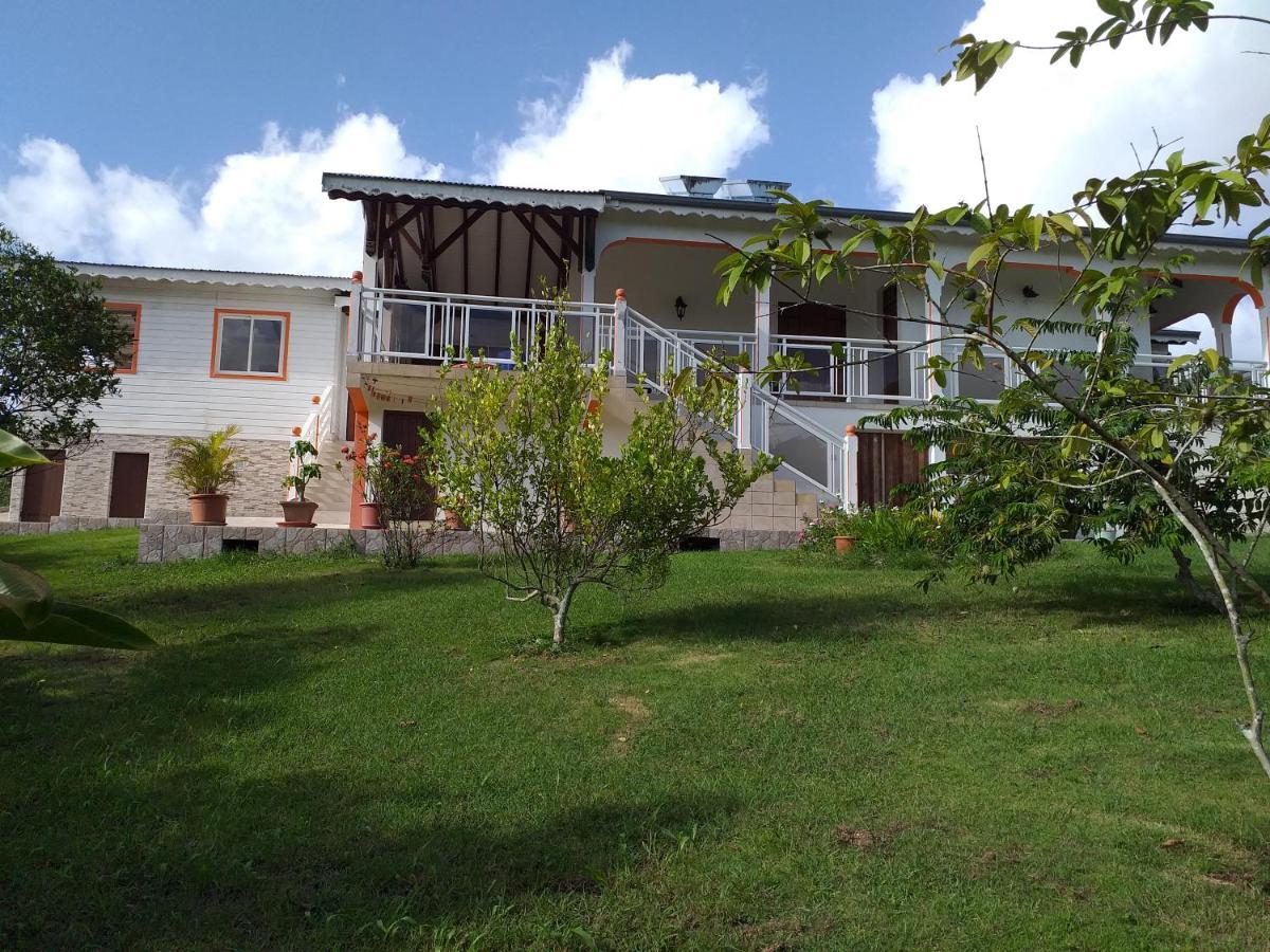 Guest house Nouveau T2 Avec Vue Sur Et Montagne Sainte-Rose