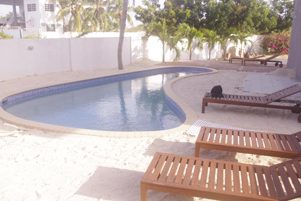 Advantage Curacao * Willemstad