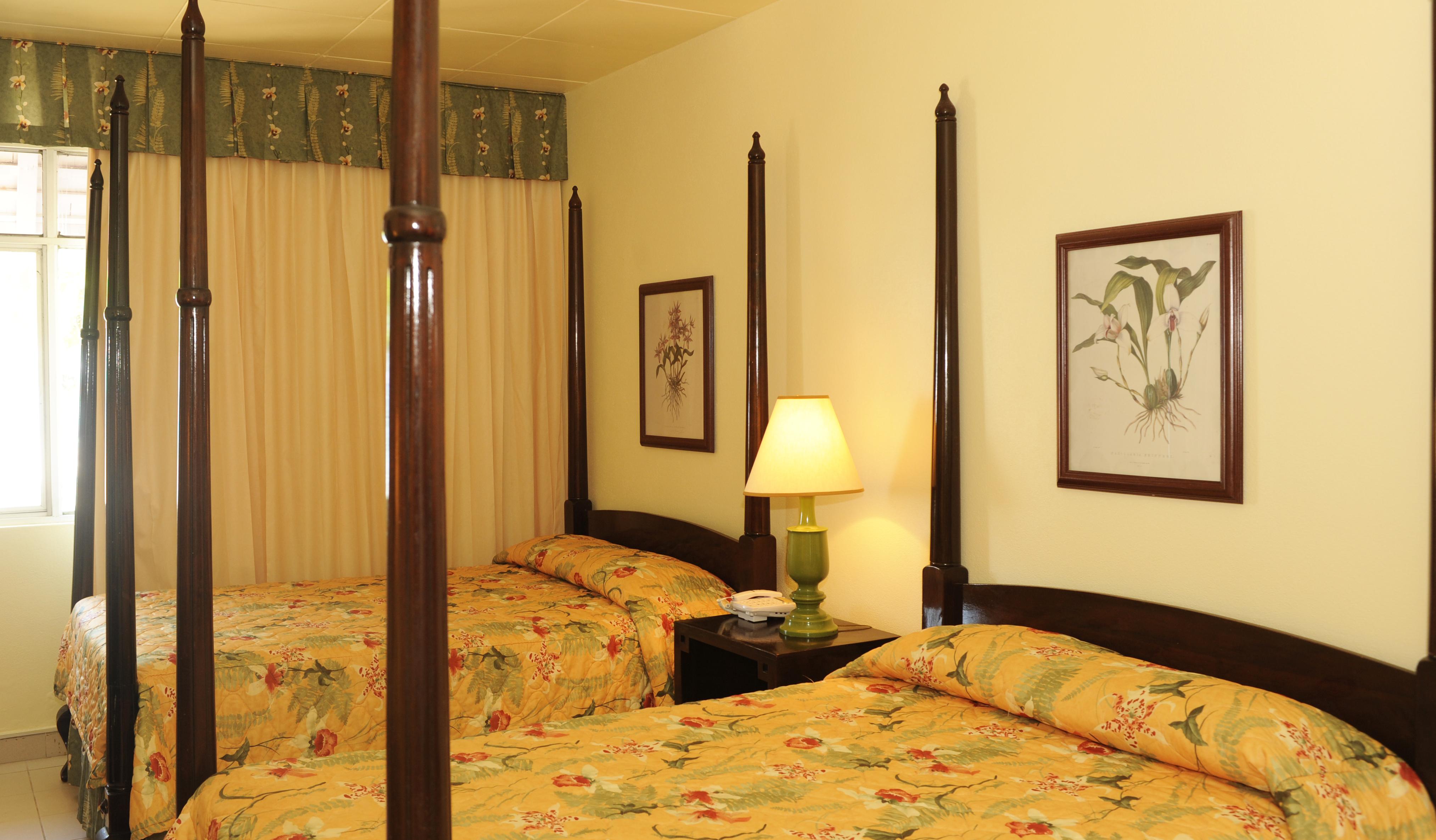 Shaw Park & Hotel Ocho Rios