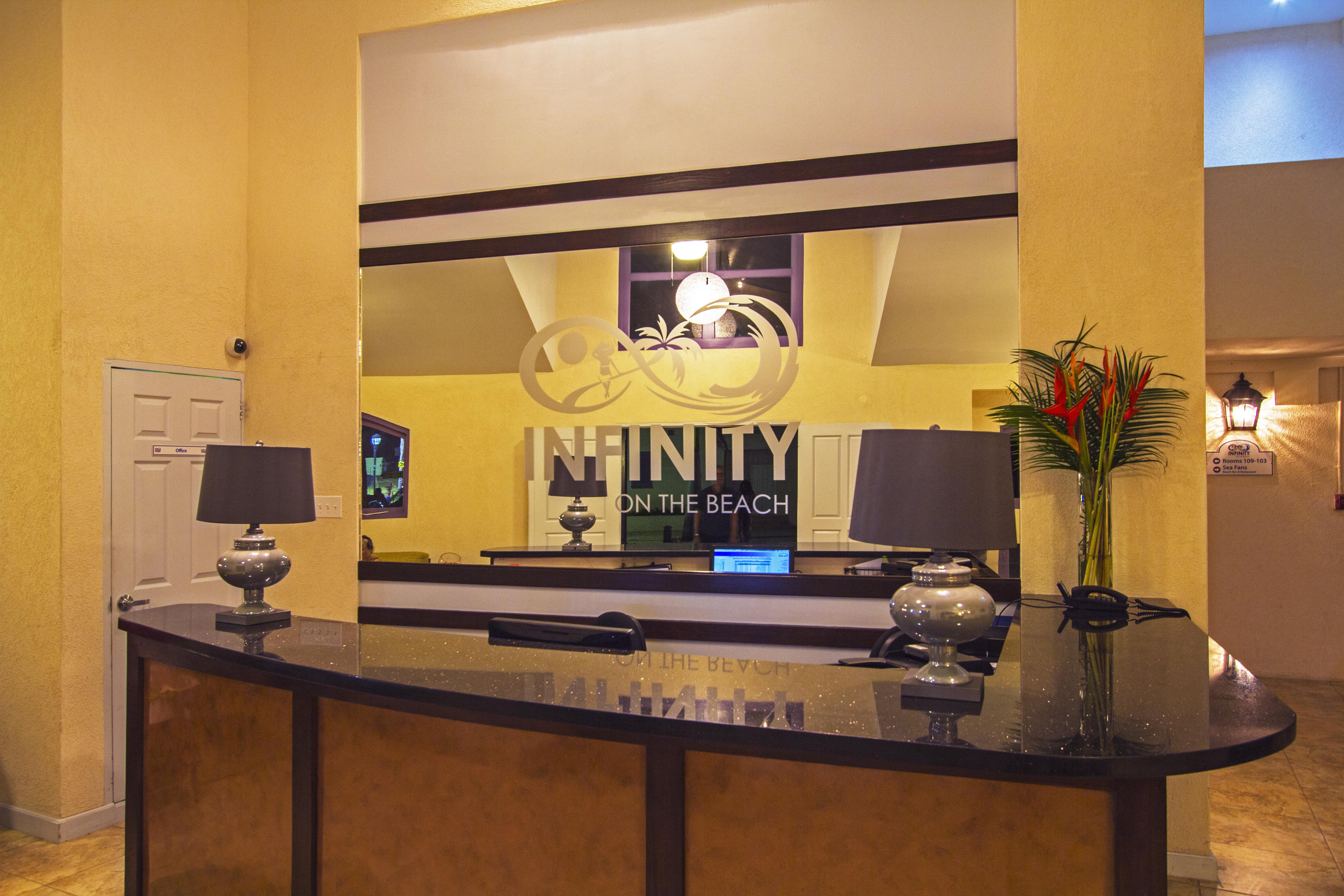 Hotel Infinity On The 3*
