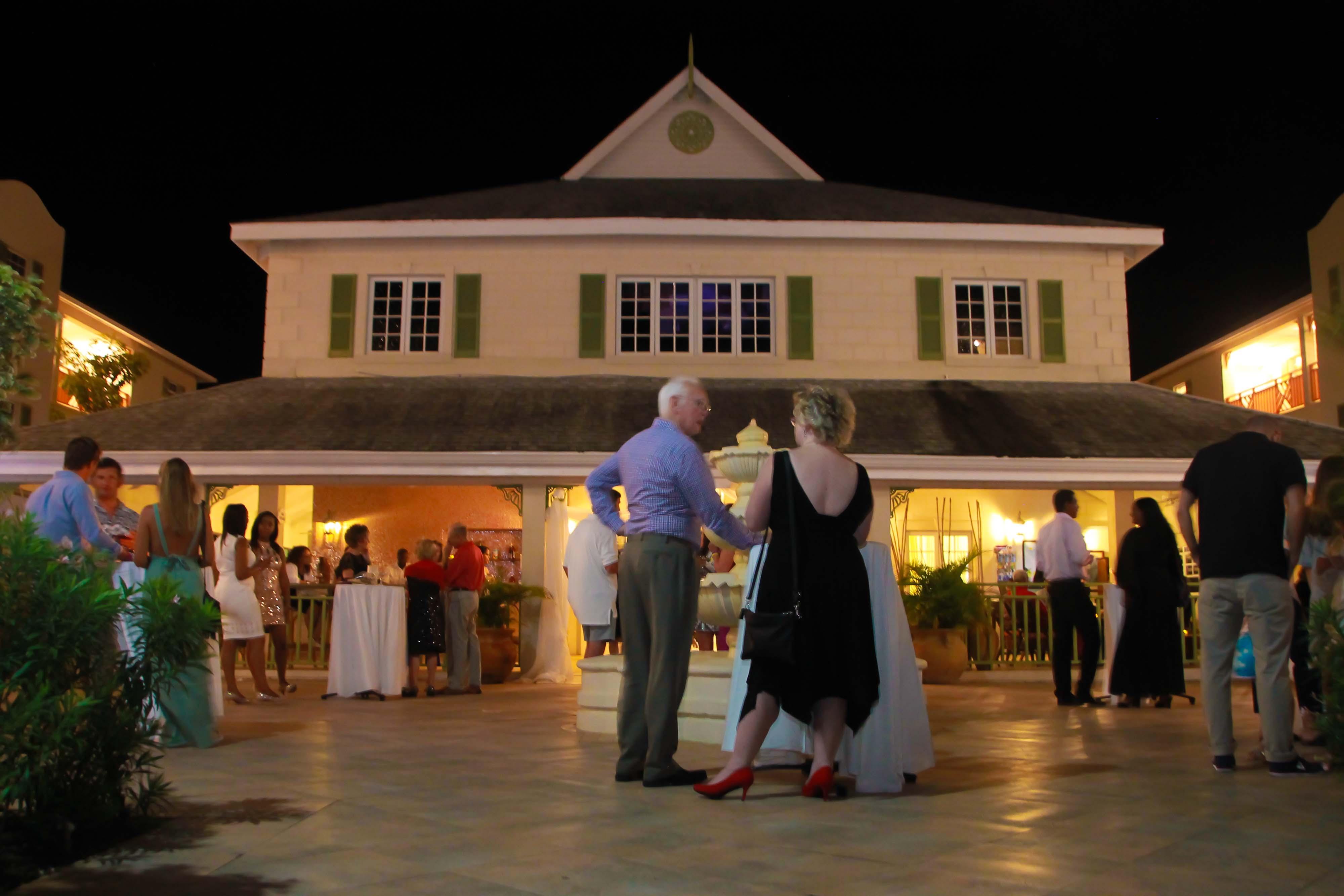 Bay Gardens Beach & Spa Resort