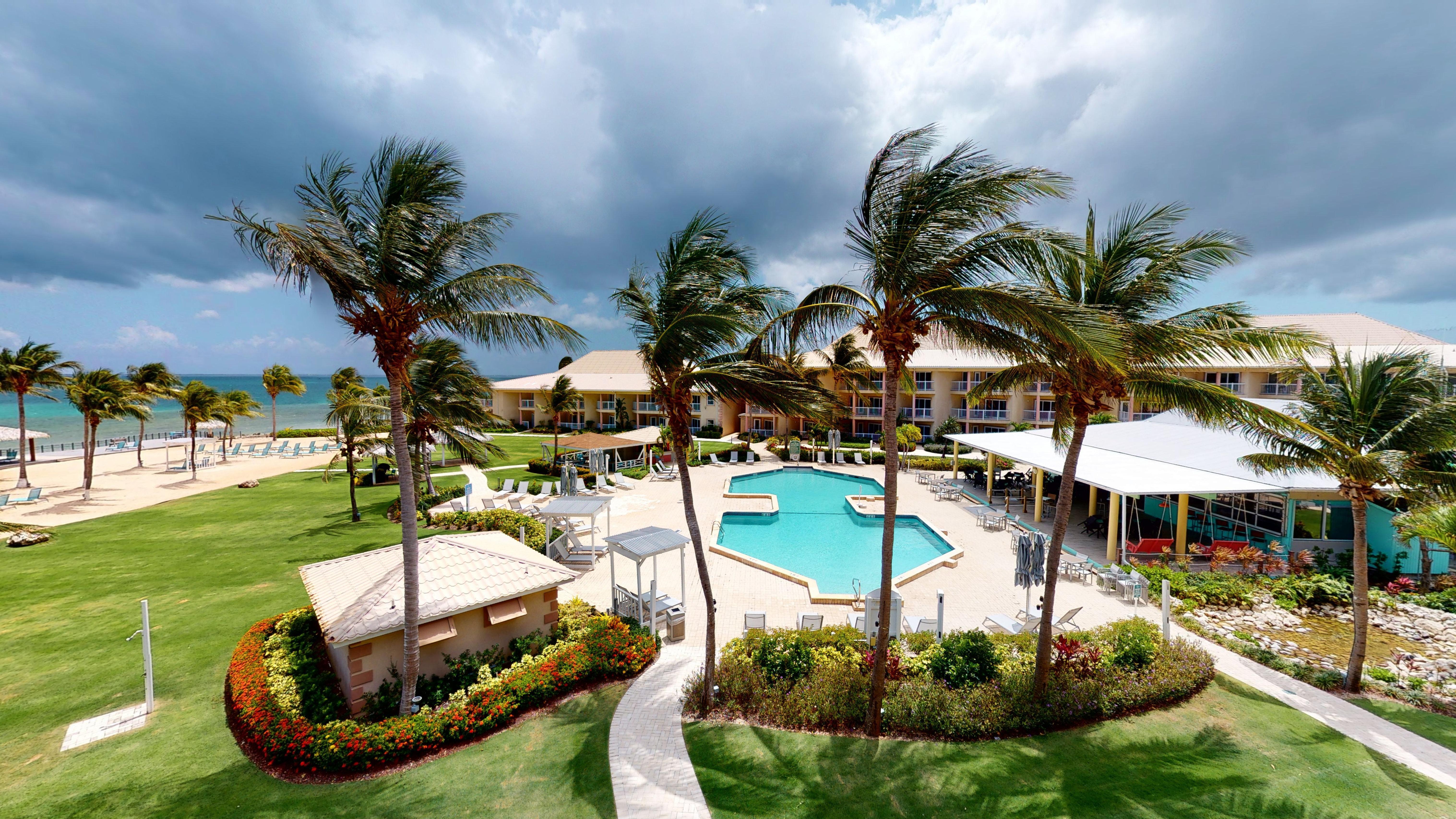 Holiday Grand Cayman By Ihg (adults Only) Resort 3*