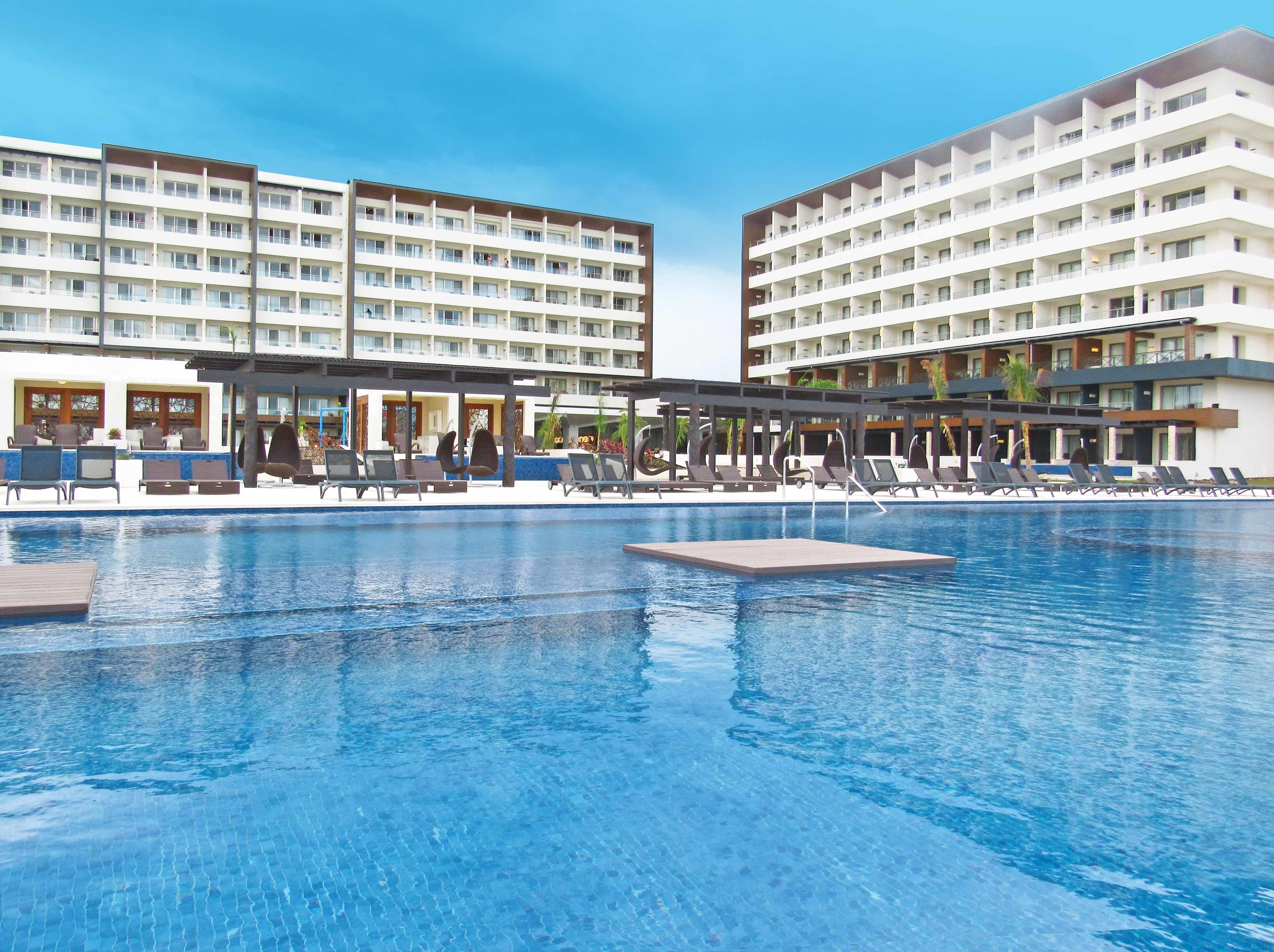 Resort Royalton Blue Waters Montego Bay, An Autograph Collection Falmouth