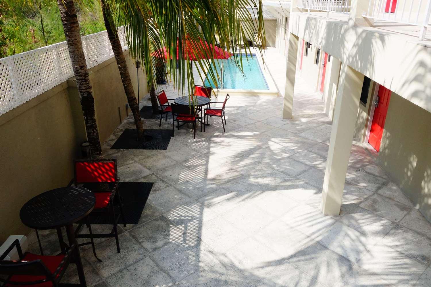 The Lodgings Hotel Surestay Collection By Best Western Five Cays Settlement