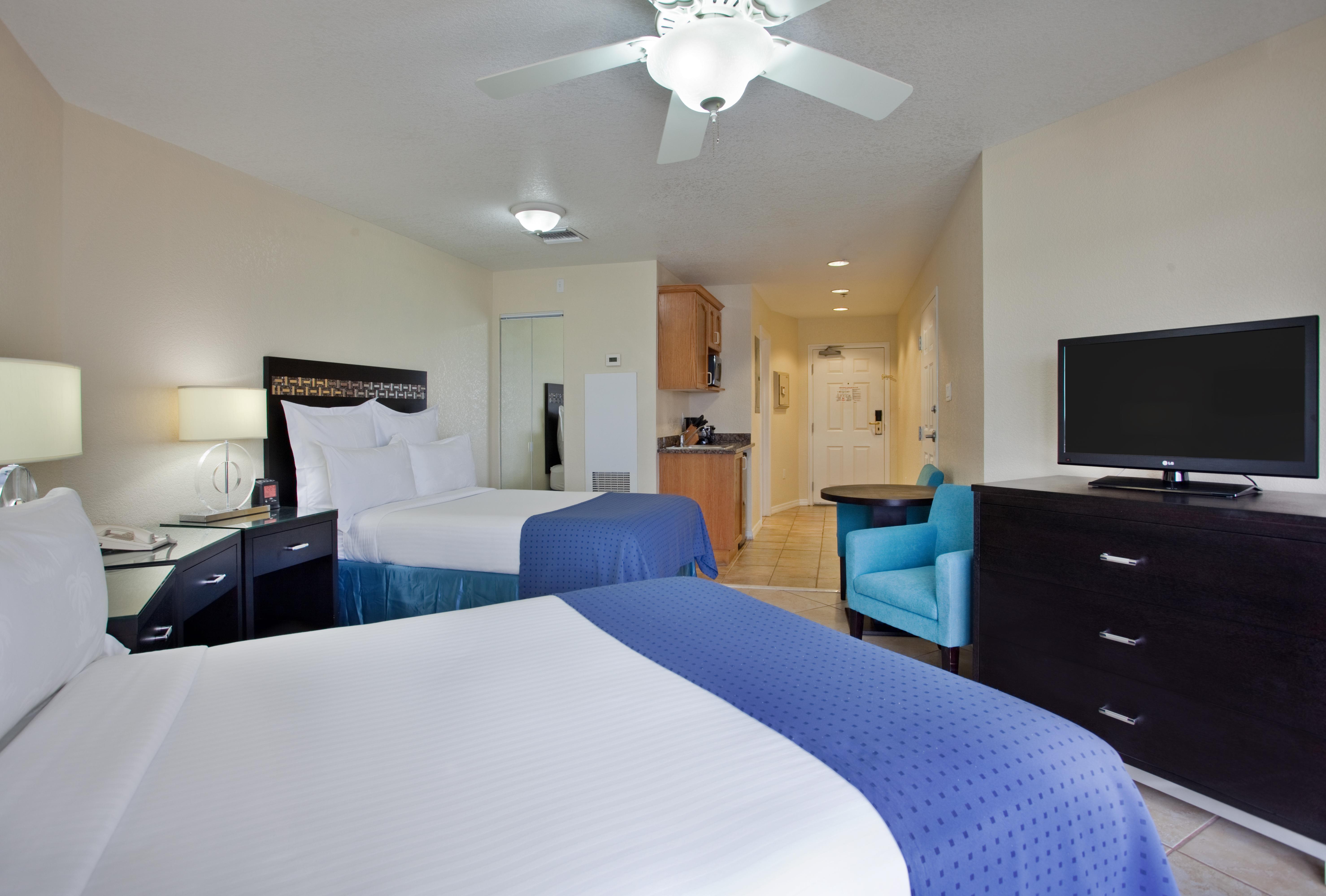 The Grand Caymanian Aparthotel 3*