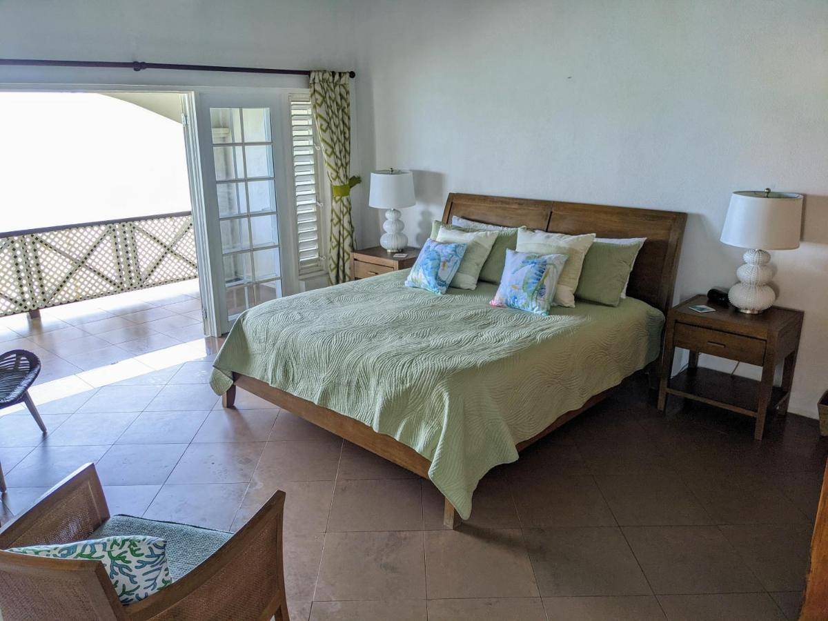 Apartment Breezy Ocean Front Close To The Beaches Christ Church
