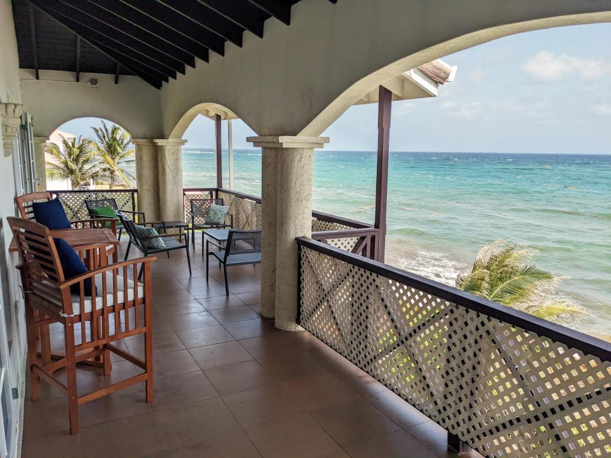 Apartment Breezy Ocean Front Close To The Beaches *