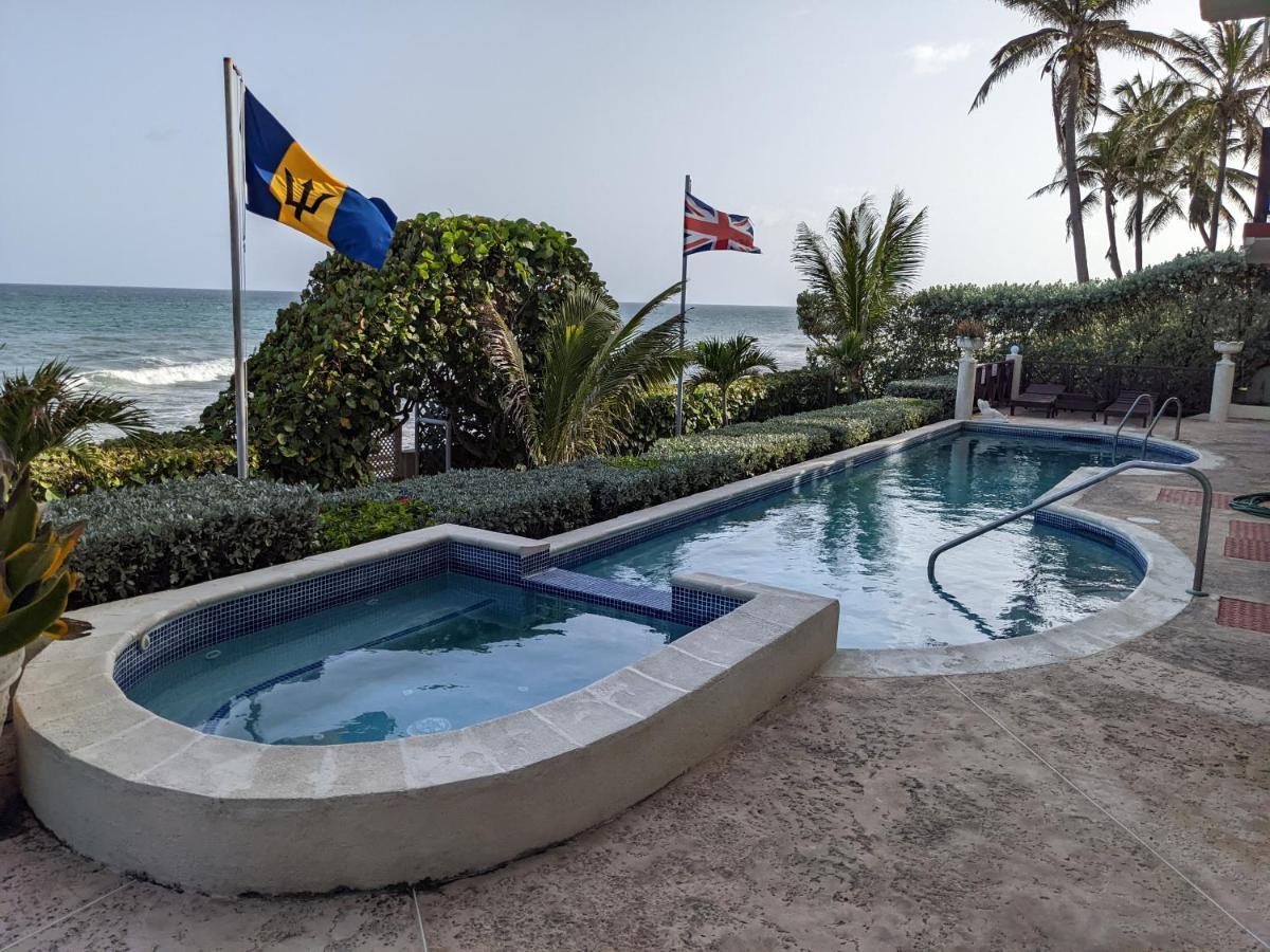 Breezy Ocean Front Close To The Beaches * Christ Church