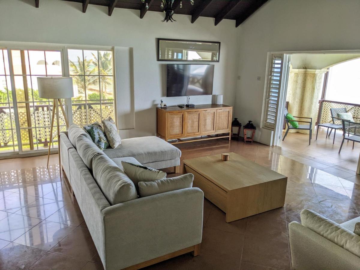 Breezy Ocean Front Close To The Beaches Apartment *
