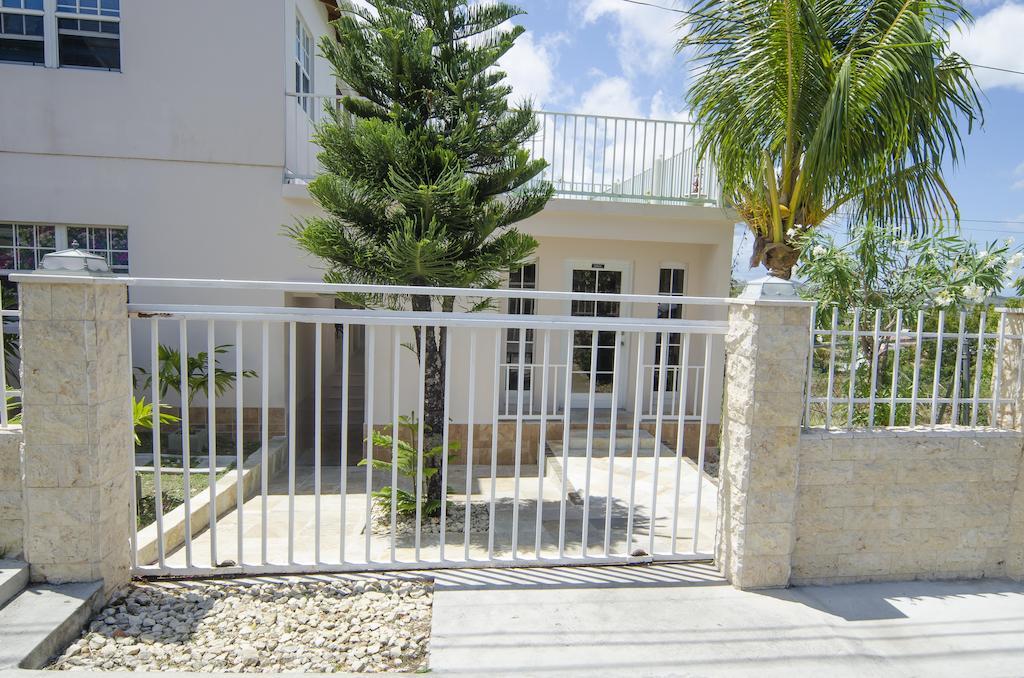 Aparthotel Caribbean And 3*