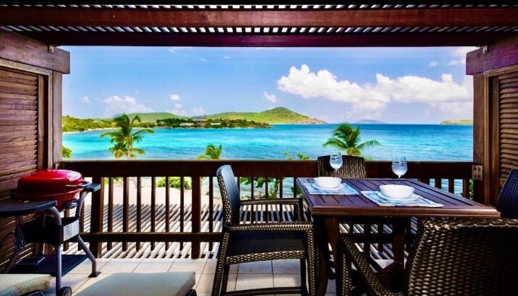 Apartamento Sapphire Beachfront Renovated 1200 Sf! - Free Wi-fi