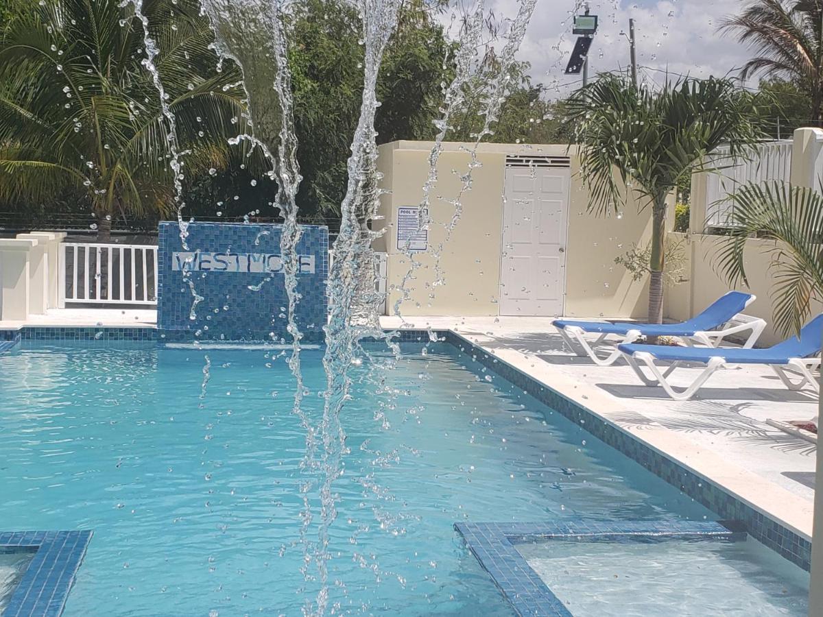 Westmore Limited Aparthotel *