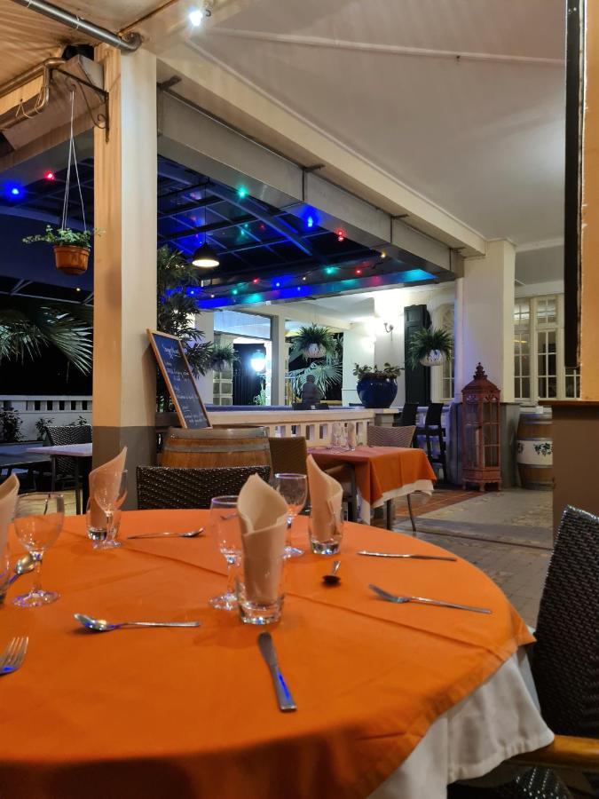 Hotel Habitation Du Comte