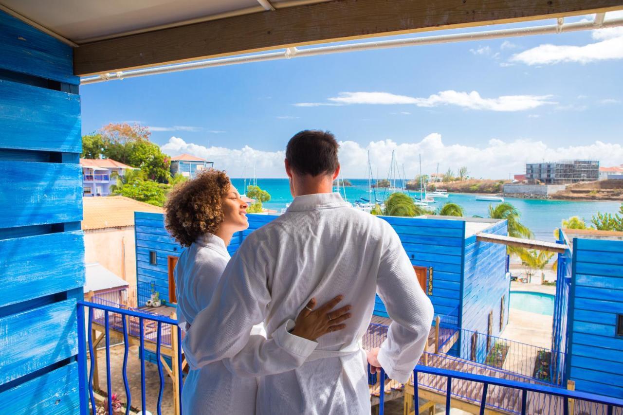 Resort True Blue Bay 4*