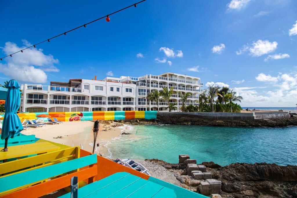 House - Grand - Oceanview